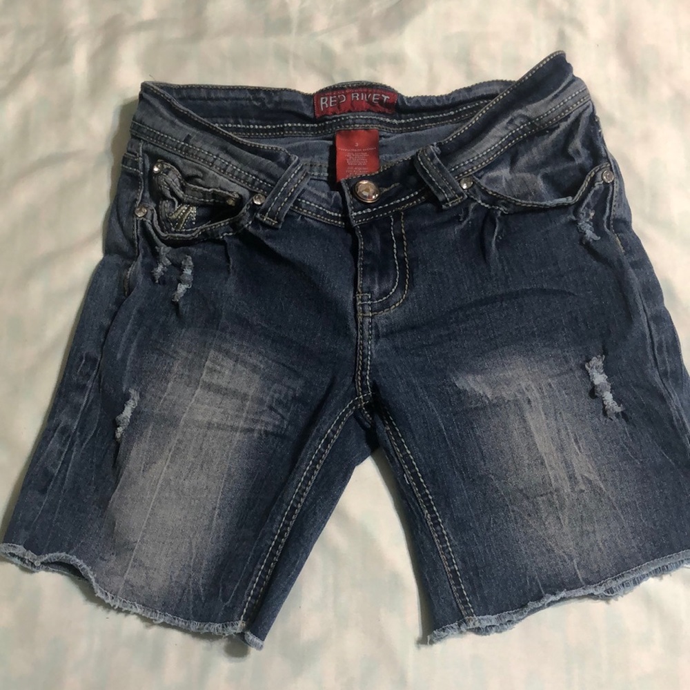 Red Rivet shorts